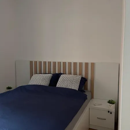 Apartman Letaar *