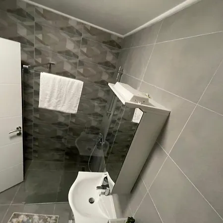 Apartman Letaar Apartament *