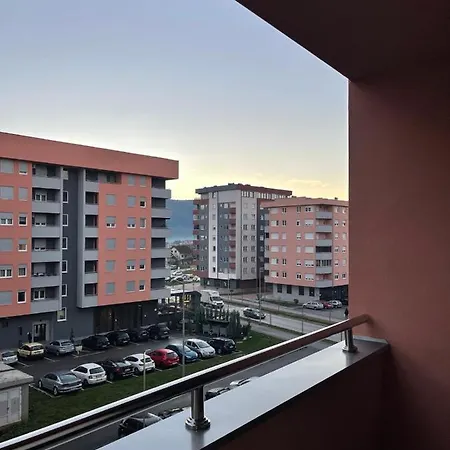 Apartament Apartman Letaar *